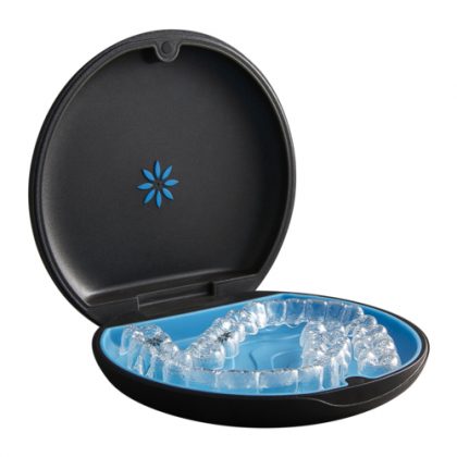 Invisalign-skatlica-01
